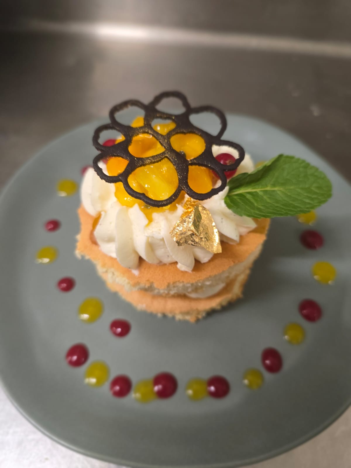 Dessert maison dressé sur assiette